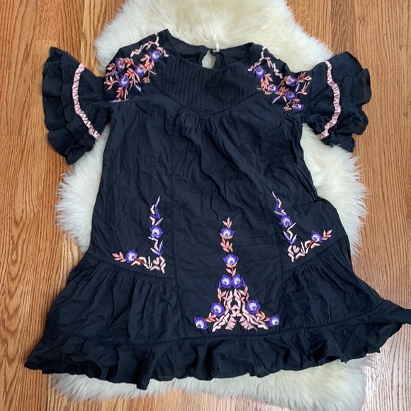 Free People | Small ruffle sleeve embroidered black dress - Picture 5 of 9